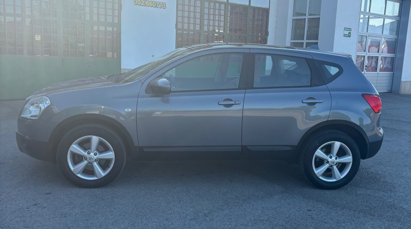 Nissan Qashqai 2.0DCI, снимка 4 - Автомобили и джипове - 46774894