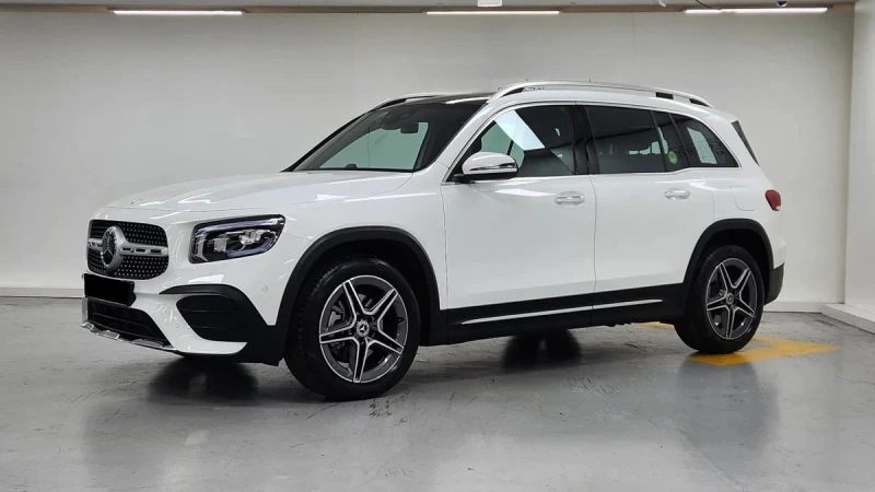 Mercedes-Benz GLC 250 4Matic AMG Line, снимка 3 - Автомобили и джипове - 49821343