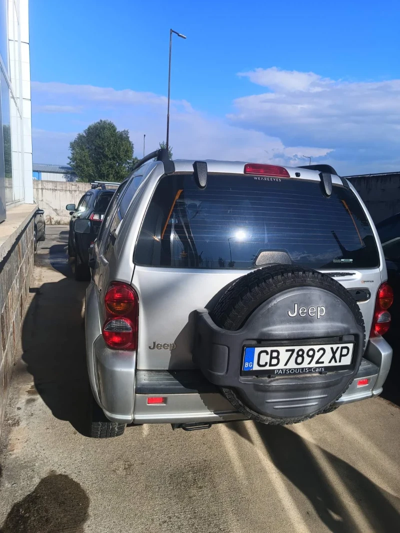 Jeep Cherokee, снимка 5 - Автомобили и джипове - 52725533