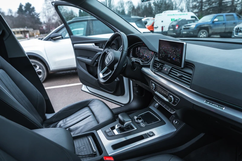 Audi Q5, снимка 14 - Автомобили и джипове - 53263157