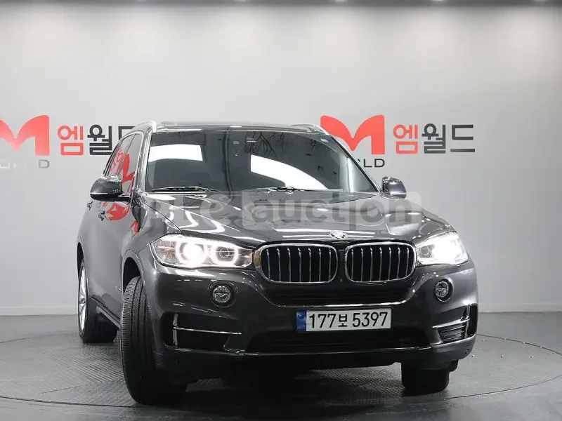 BMW X5 30d xDrive| ПОДГРЕВ| КАМЕРА| ВКЛЮЧЕН ТЕХНОТЕСТ, снимка 2 - Автомобили и джипове - 54431949