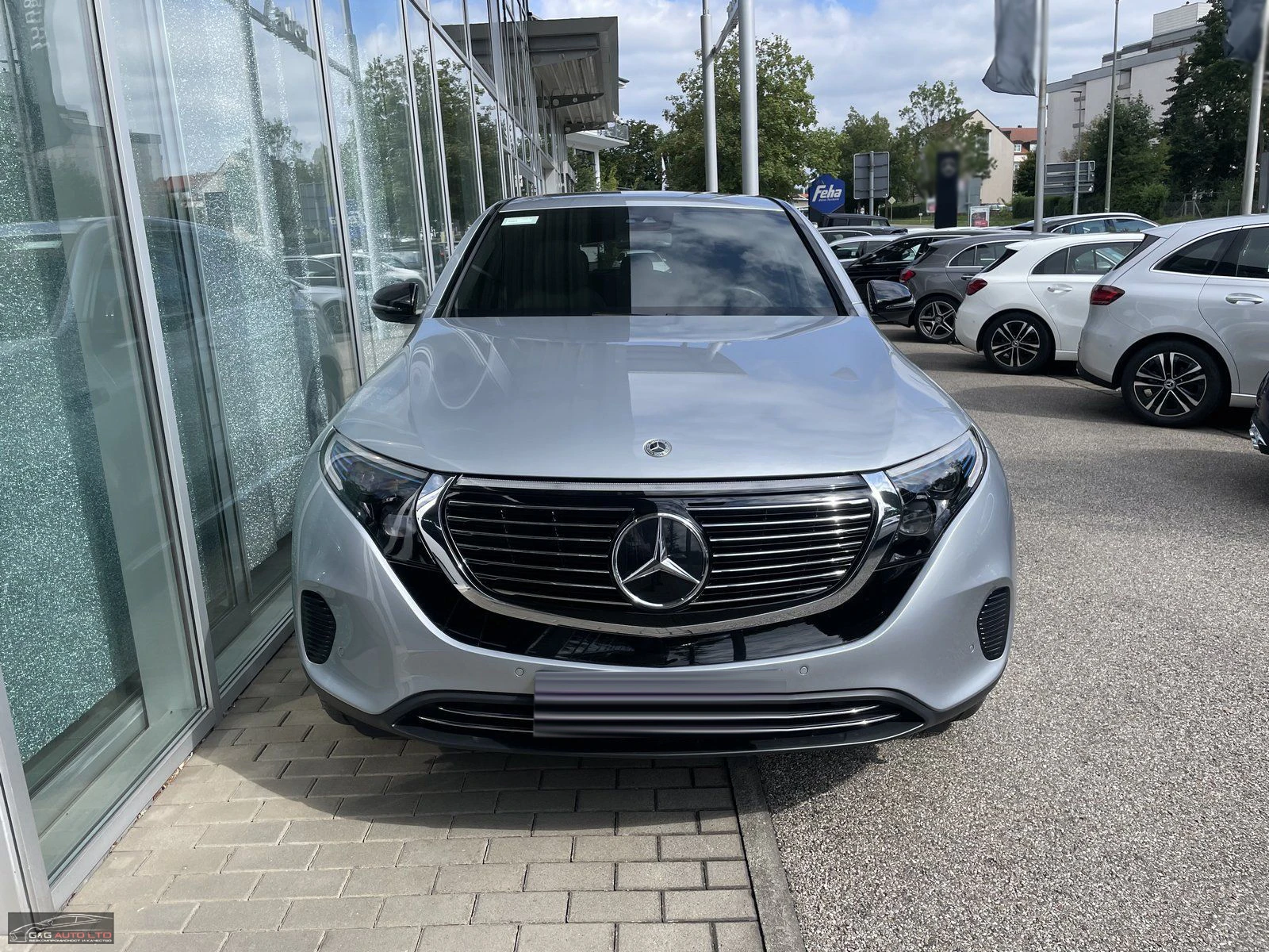 Mercedes-Benz EQC  400/4MATIC/408HP/KEYLESS/CAM/AMBI/420b - изображение 2