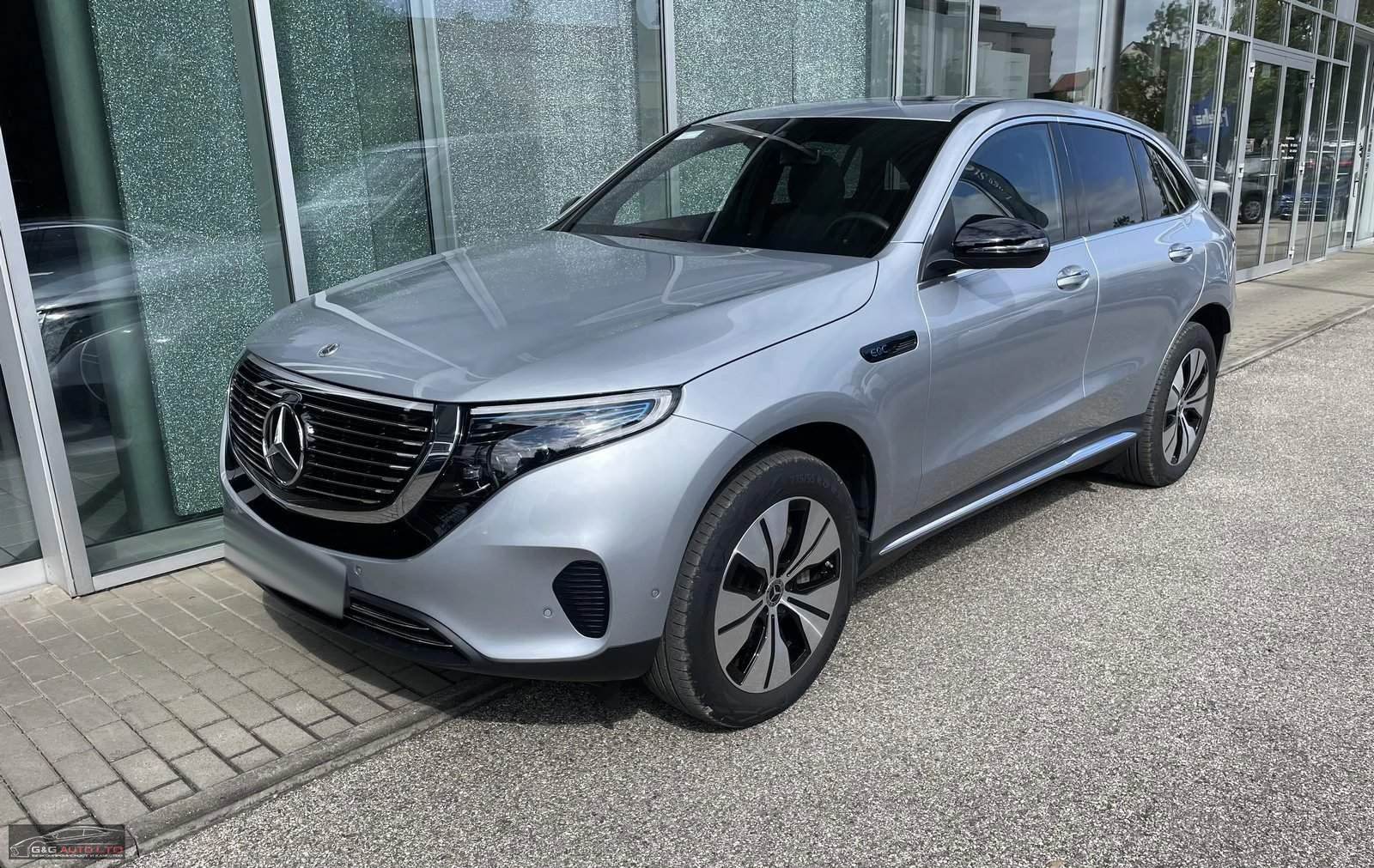 Mercedes-Benz EQC  400/4MATIC/408HP/KEYLESS/CAM/AMBI/420b - [1] 