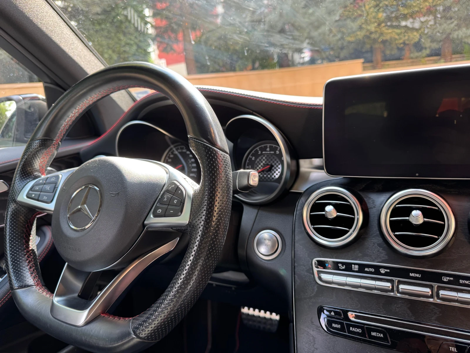 Mercedes-Benz GLC 43 AMG  - изображение 10