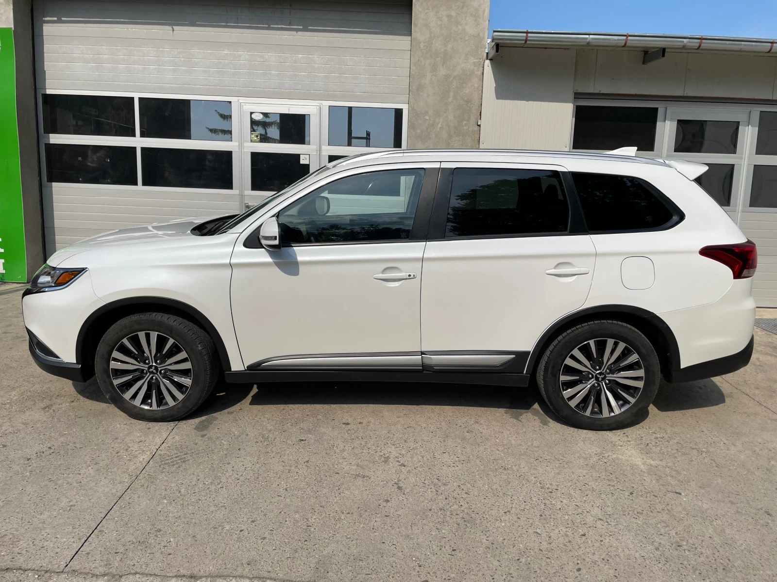 Mitsubishi Outlander  - изображение 7