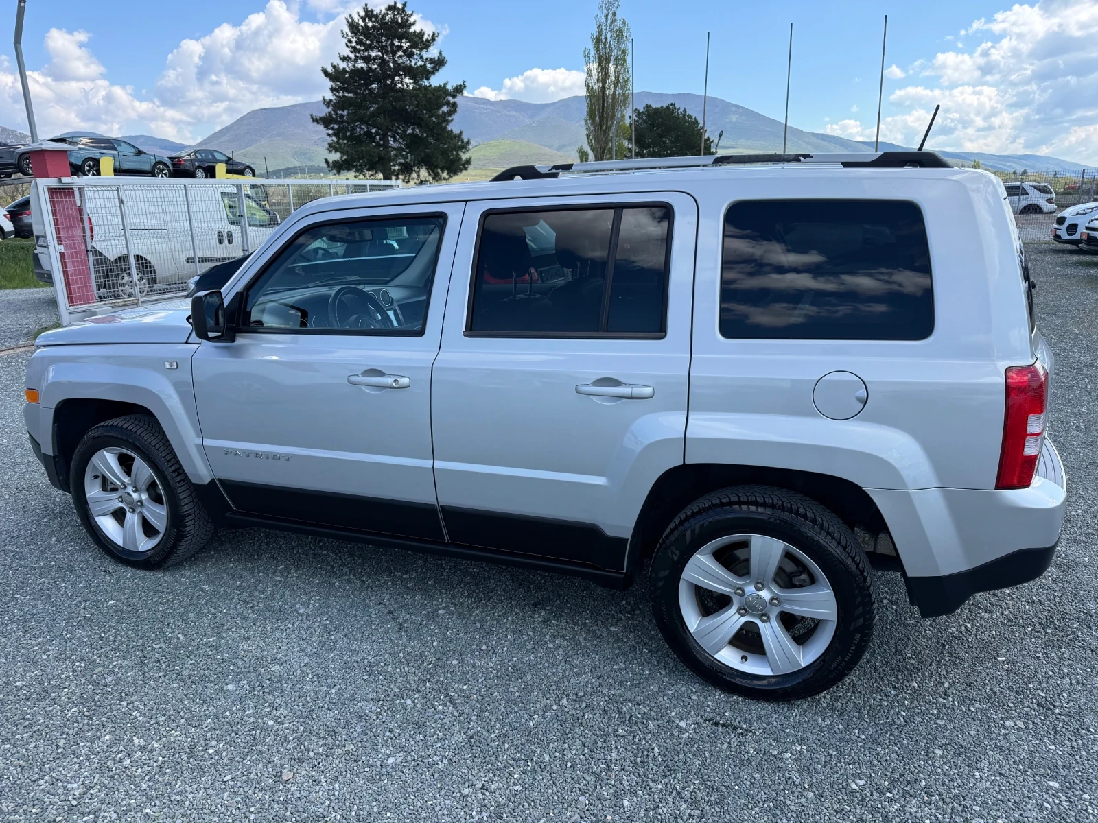 Jeep Patriot (KATO ����) | Mobile.bg � ����������� 9