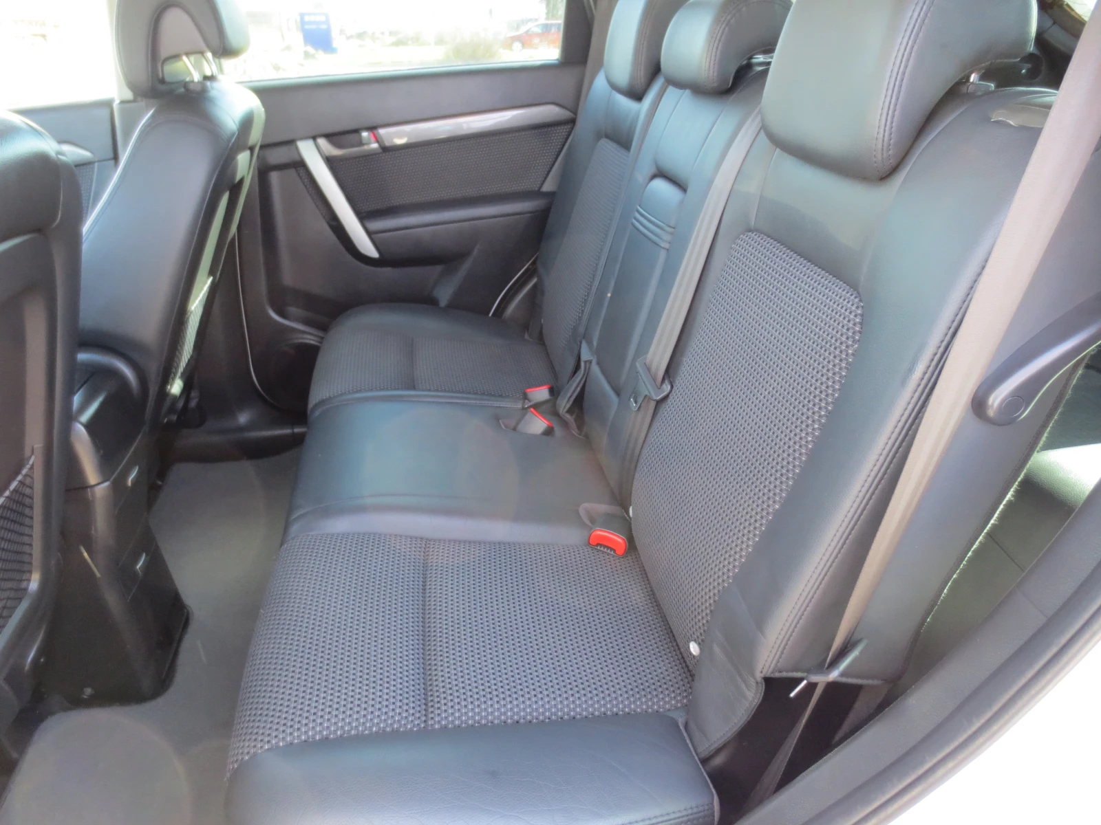 Chevrolet Captiva 2.4 i GPL* 7ms.* , снимка 12 - Автомобили и джипове - 53827020