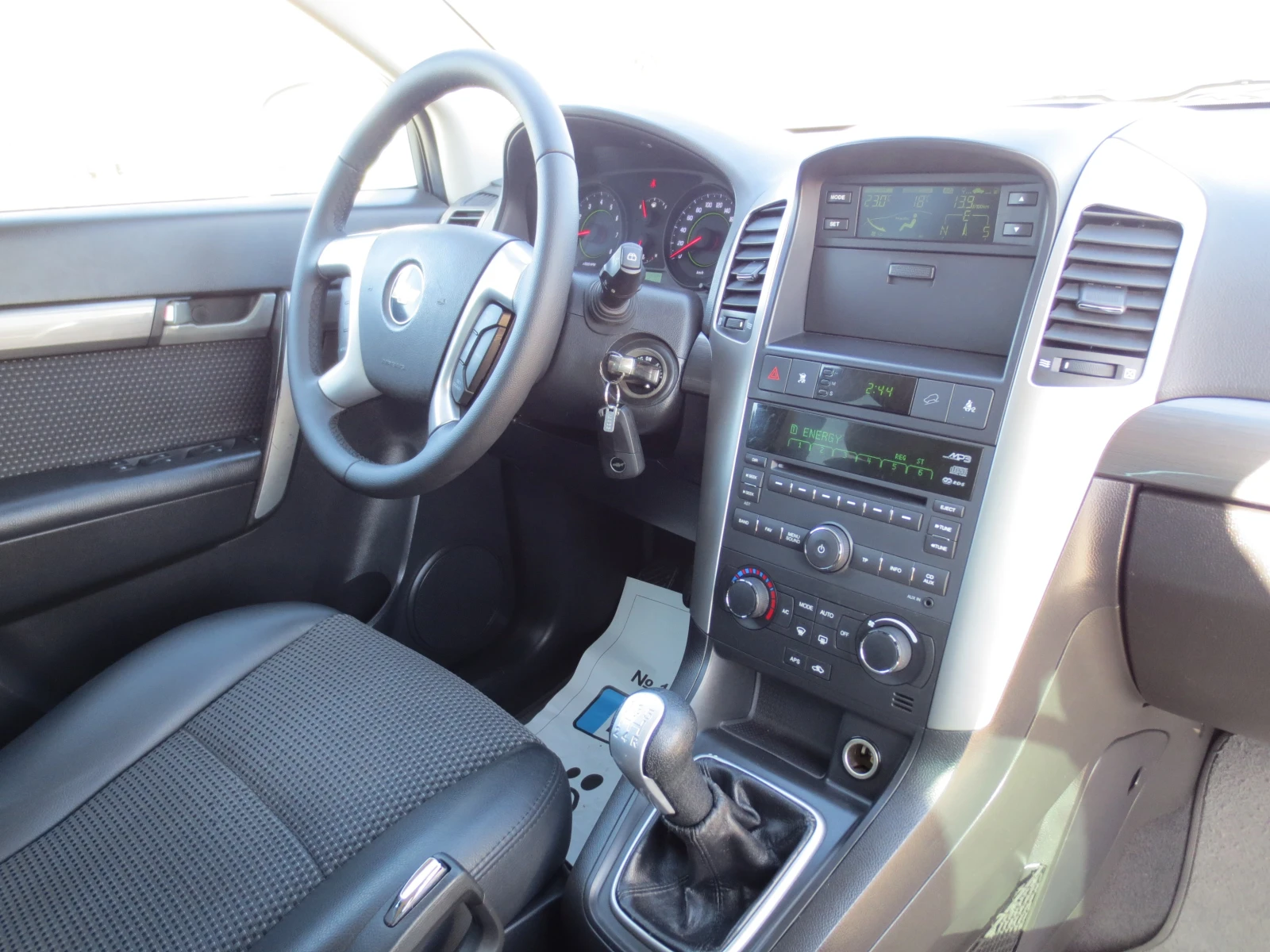 Chevrolet Captiva 2.4 i GPL* 7ms.* , снимка 16 - Автомобили и джипове - 53827020