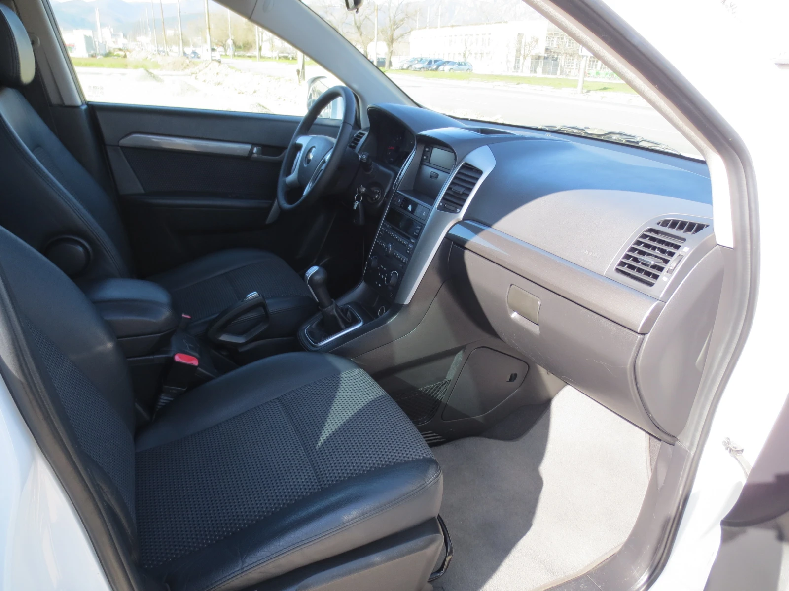 Chevrolet Captiva 2.4 i GPL* 7ms.* , снимка 14 - Автомобили и джипове - 53827020
