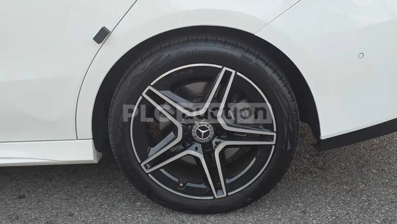 Mercedes-Benz 250 4MATIC, снимка 6 - Автомобили и джипове - 53985805