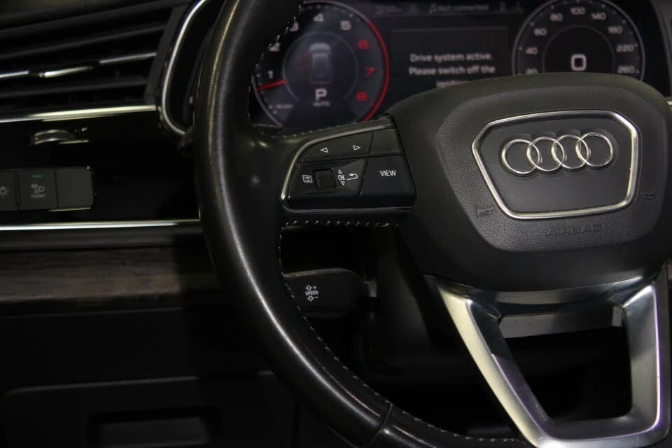 Audi Q8 QUATTRO* ОБДУХВАНЕ* ПАНО* 360* КАМЕРИ* ПОДГРЕВ* , снимка 14 - Автомобили и джипове - 54497147