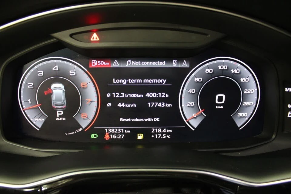 Audi Q8 QUATTRO* ОБДУХВАНЕ* ПАНО* 360* КАМЕРИ* ПОДГРЕВ* , снимка 11 - Автомобили и джипове - 54497147