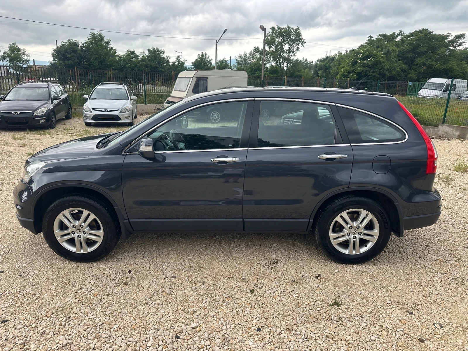 Honda Cr-v 2.0//FACELIFT//KLIMATRONIK//4X4//SPAIN, снимка 2 - Автомобили и джипове - 54778310