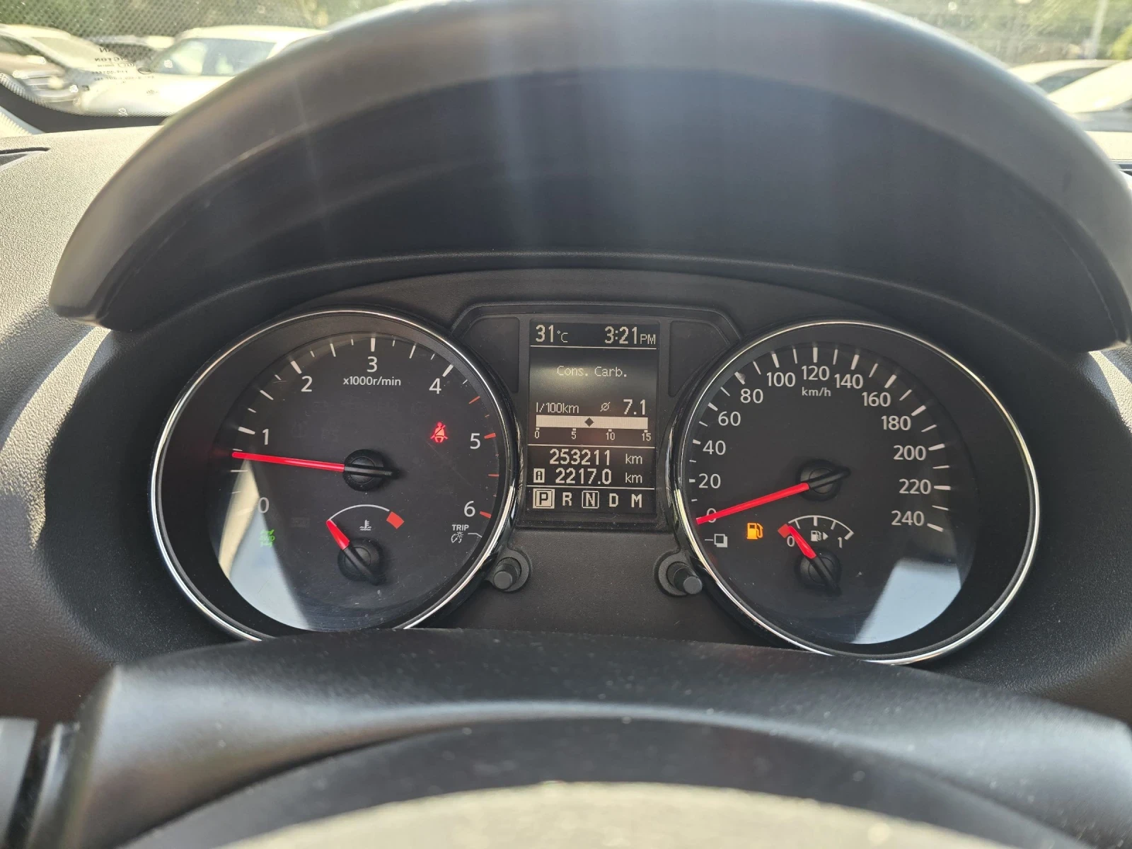 Nissan Qashqai 2.0dci 150к.с 4х4 , снимка 17 - Автомобили и джипове - 55102727