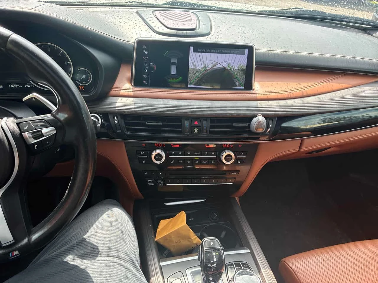 BMW X5 XDRIVE50I * FULL M PACK* 360 КАМЕРА* HEAD UP* ПАНО, снимка 9 - Автомобили и джипове - 55167664