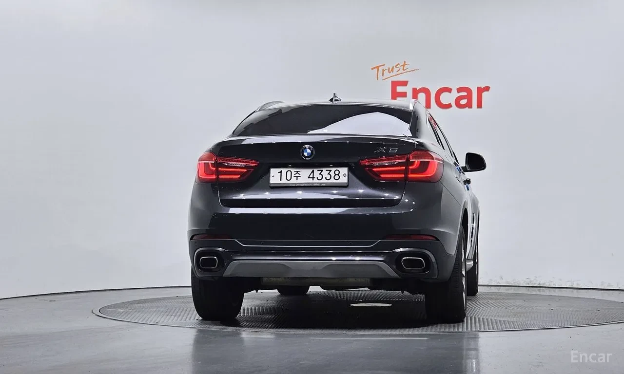 BMW X6 X Drive 30 D Дигитален километраж, снимка 4 - Автомобили и джипове - 55897148