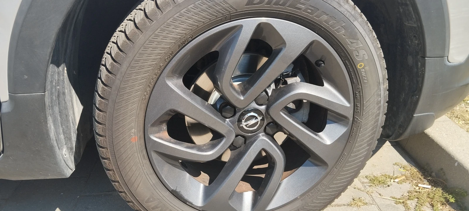 Opel Crossland X, снимка 4 - Автомобили и джипове - 56159113