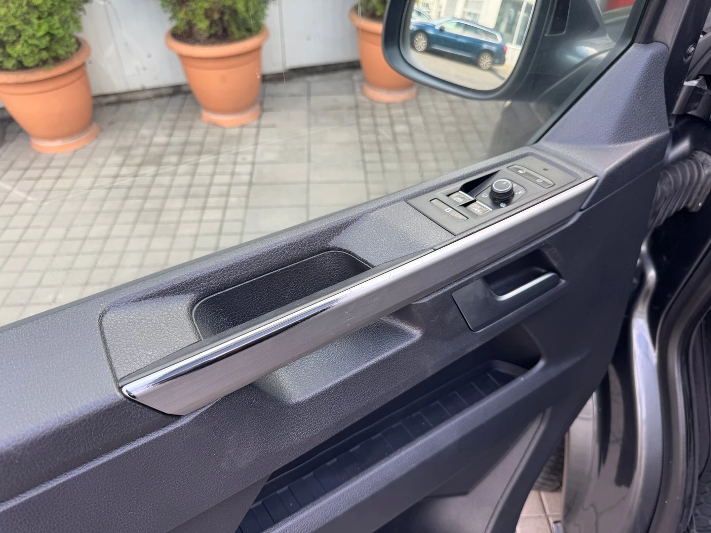 VW Multivan Comfortline TDI - изображение 6