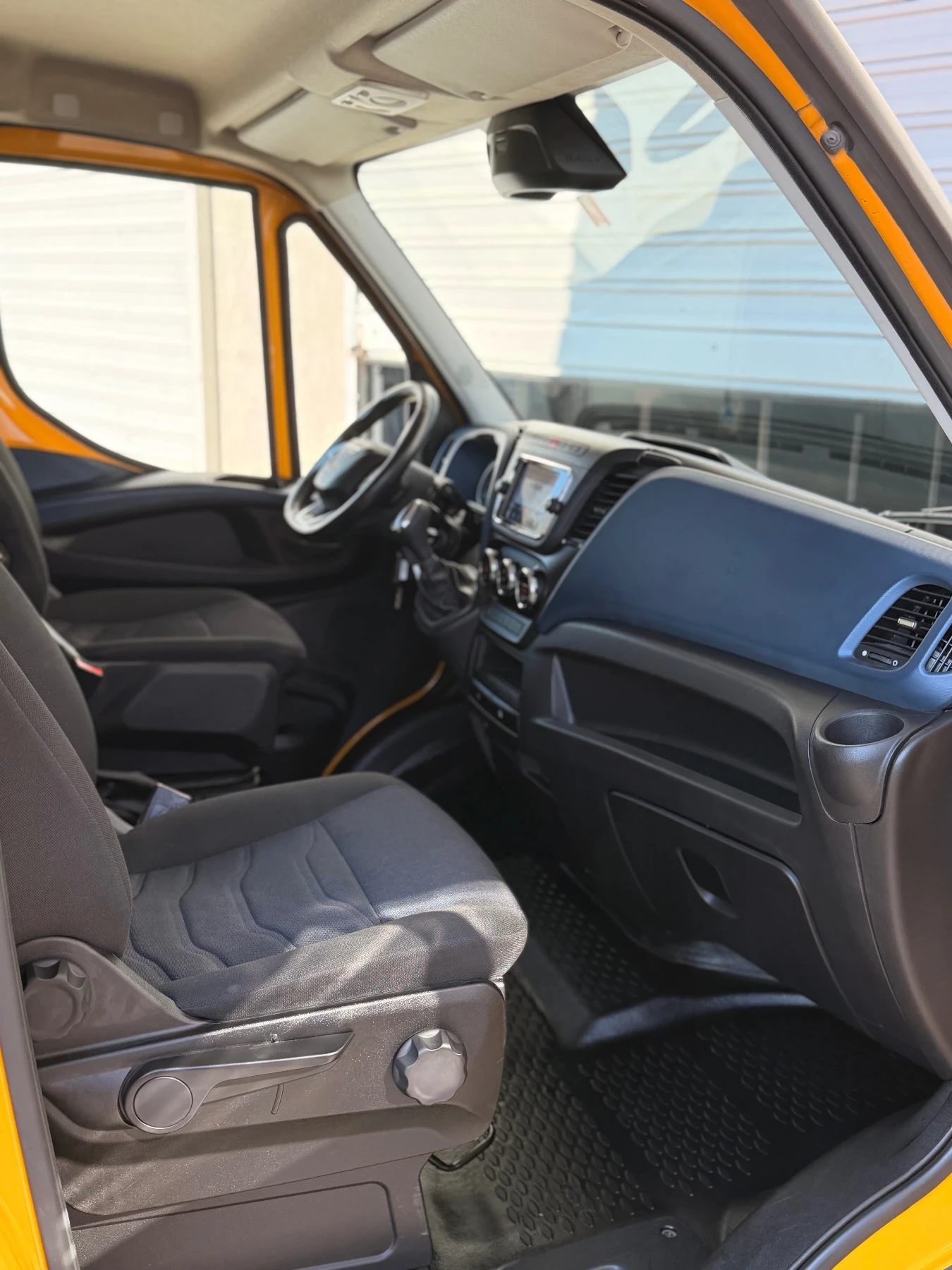 Iveco 35c18  ! | Mobile.bg   10