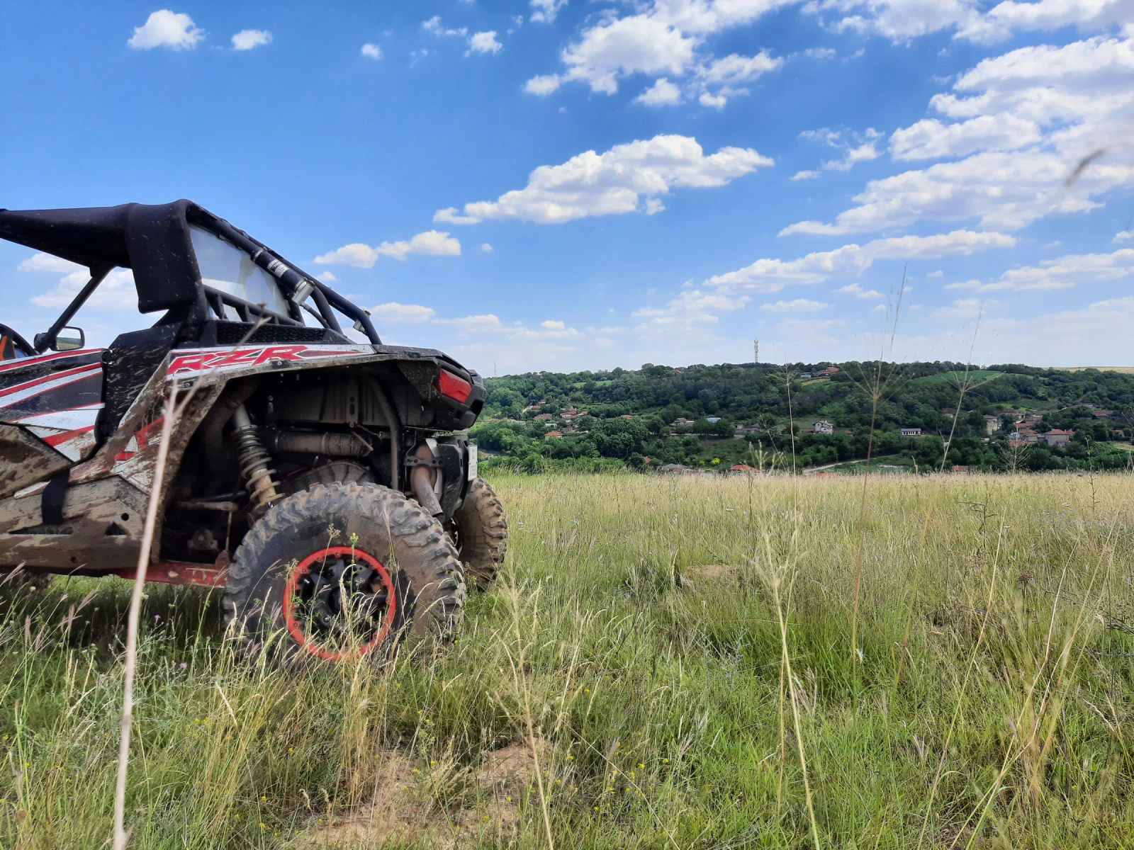 Polaris RZR RZR1000 XP - изображение 2