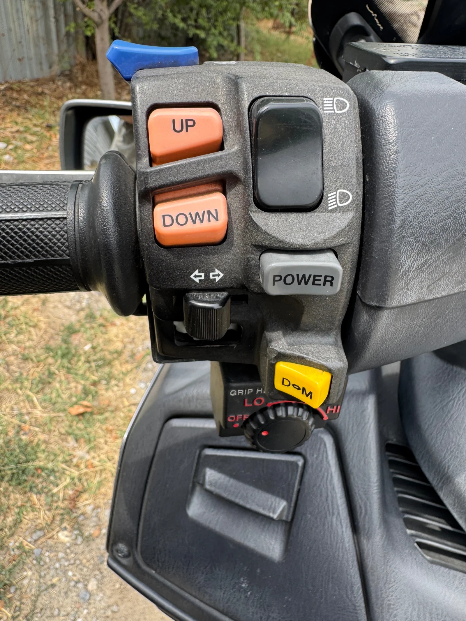 Suzuki Burgman 650 i ABS Executive  - изображение 7