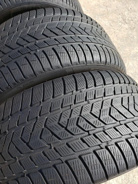 Гуми Зимни 315/40R21, снимка 4
