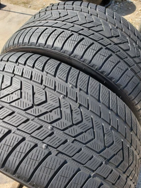 Гуми Зимни 315/40R21, снимка 3