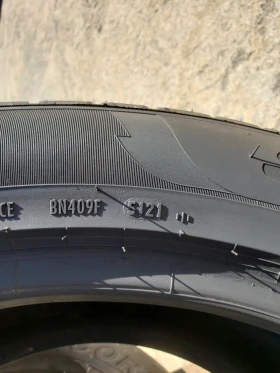 Гуми Зимни 315/40R21, снимка 6
