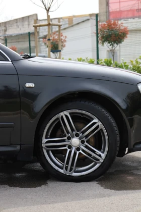 Audi A4 - 3500 € / 6845.40 лв. - 17589052 3