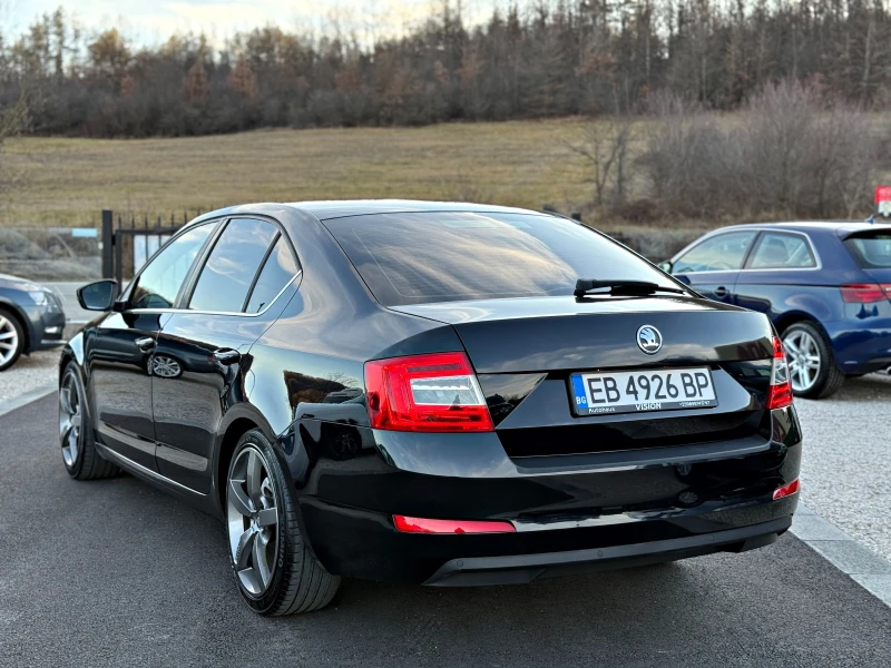 Skoda Octavia Сервизна история* LED* Подгрев, снимка 5 - Автомобили и джипове - 48394896