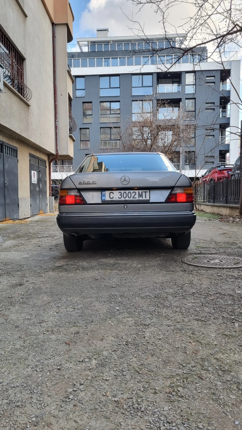 Mercedes-Benz 200, снимка 3 - Автомобили и джипове - 49210905