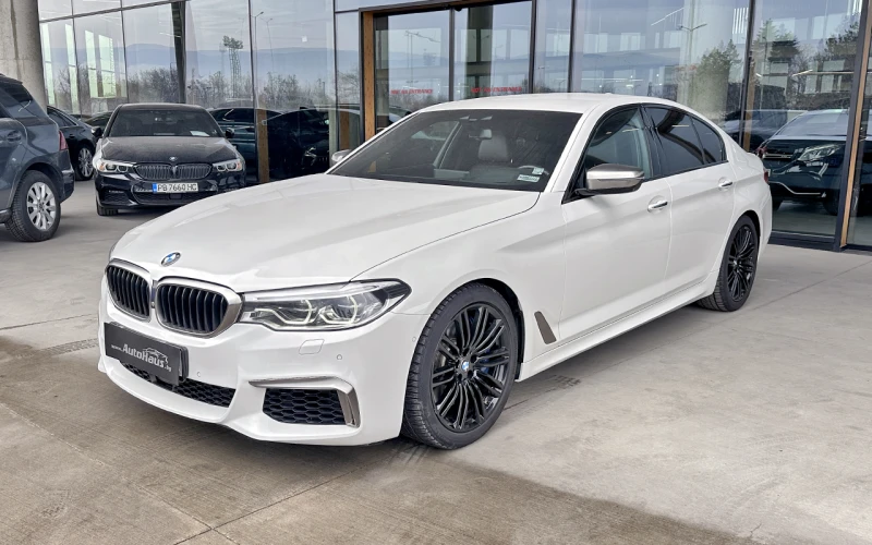 BMW 550 M550i xDrive, снимка 2 - Автомобили и джипове - 49621523