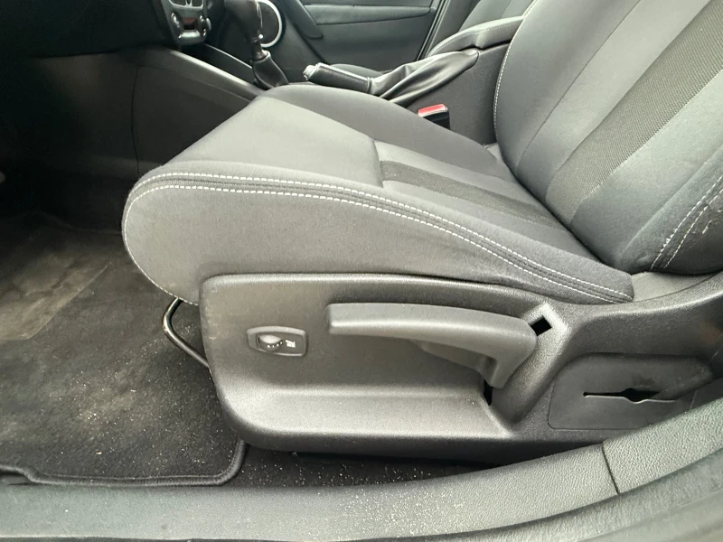 Renault Megane, снимка 3 - Автомобили и джипове - 52575615