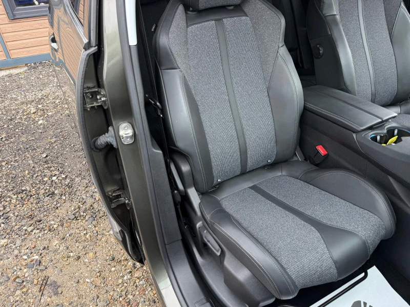 Peugeot 3008 1.5hdi/ ALLURE , снимка 14 - Автомобили и джипове - 53328632