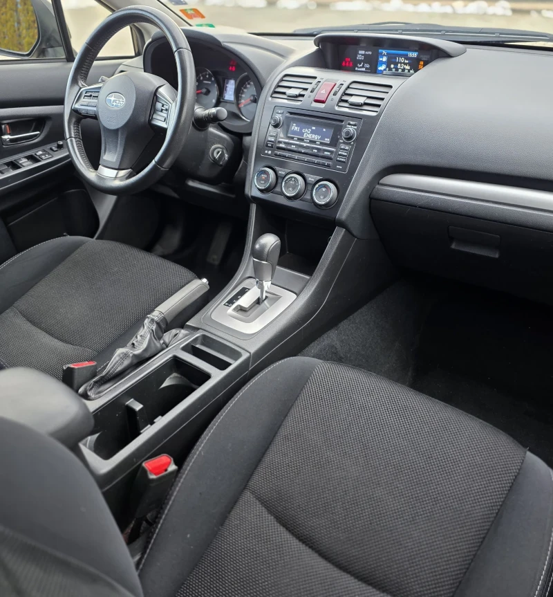 Subaru XV 2.0i Aвтоматик / 4x4 / Швейцария, снимка 10 - Автомобили и джипове - 53598087