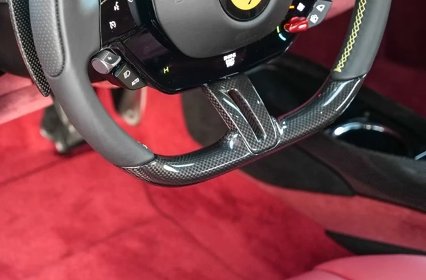 Ferrari 296GTB = Brembo Carbon Ceramic Brakes = Гаранция, снимка 13 - Автомобили и джипове - 54024932