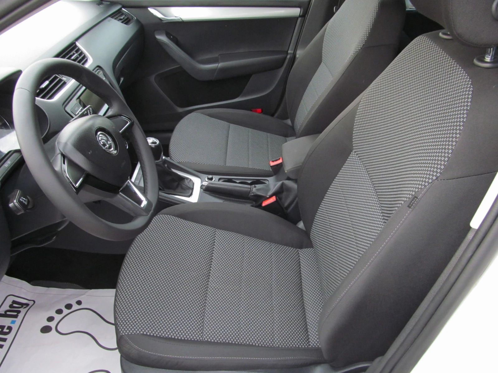 Skoda Octavia 1.6TDI/ЕВРО 6 | Mobile.bg — изображение 11