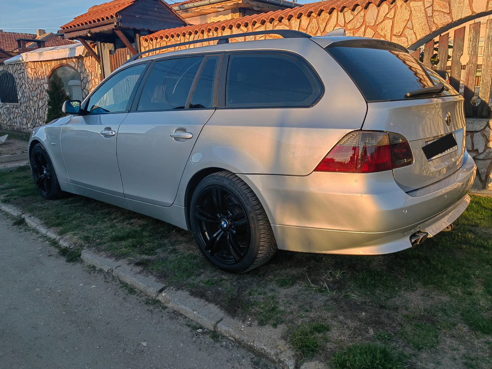 BMW 523 2.5i Газ - изображение 6