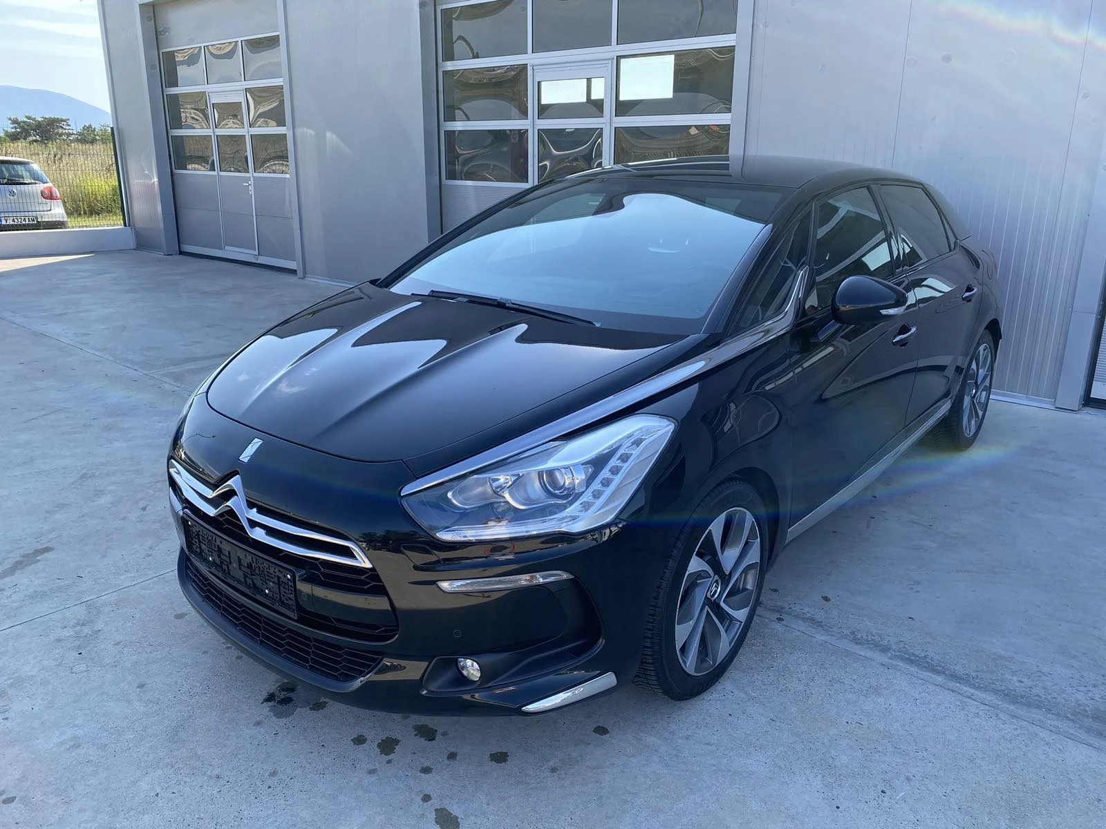 Citroen DS5 Benzin Exclusive138хл.км Keyless Head-Up FULL FULL - [1] 