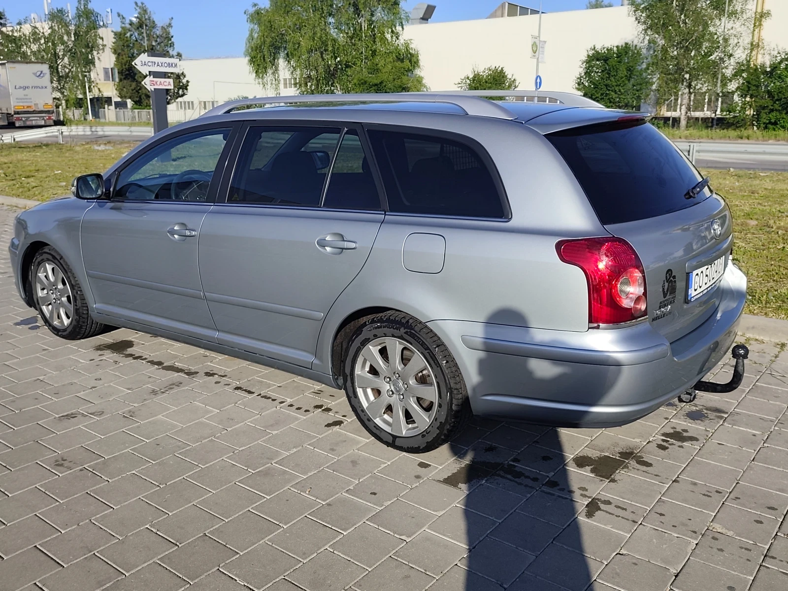 Toyota Avensis Комби - изображение 5