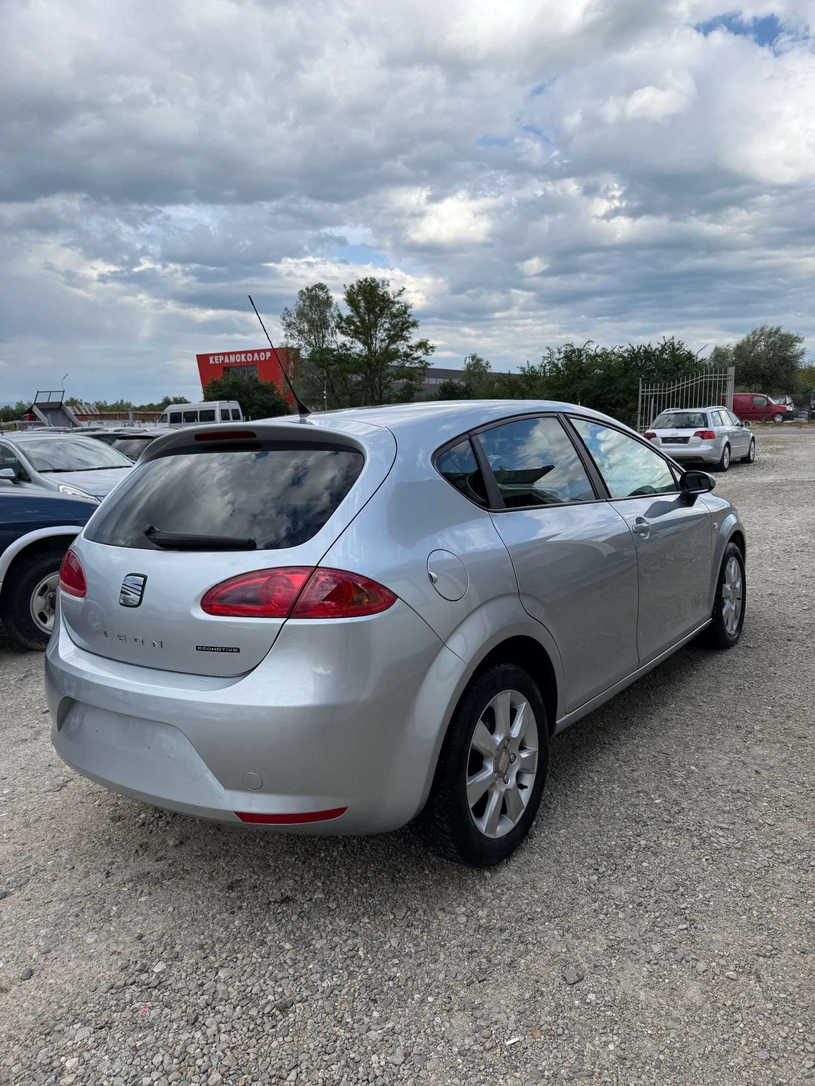 Seat Leon 1.9TDI* ЛИЗИНГ - изображение 4