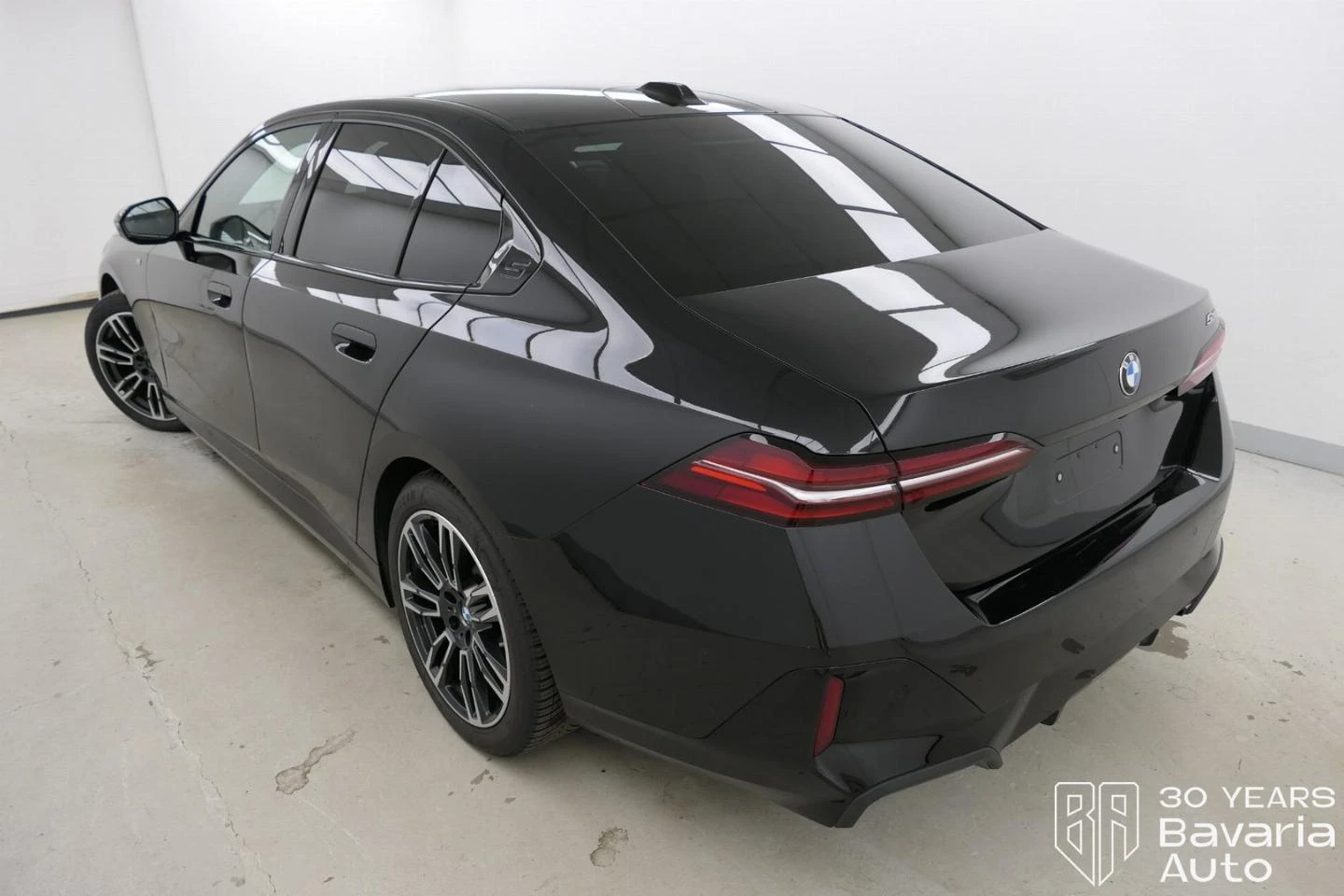 BMW 520 i M Sport Paket - изображение 2