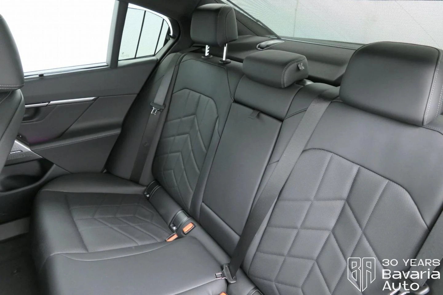 BMW 520 i M Sport Paket - изображение 8