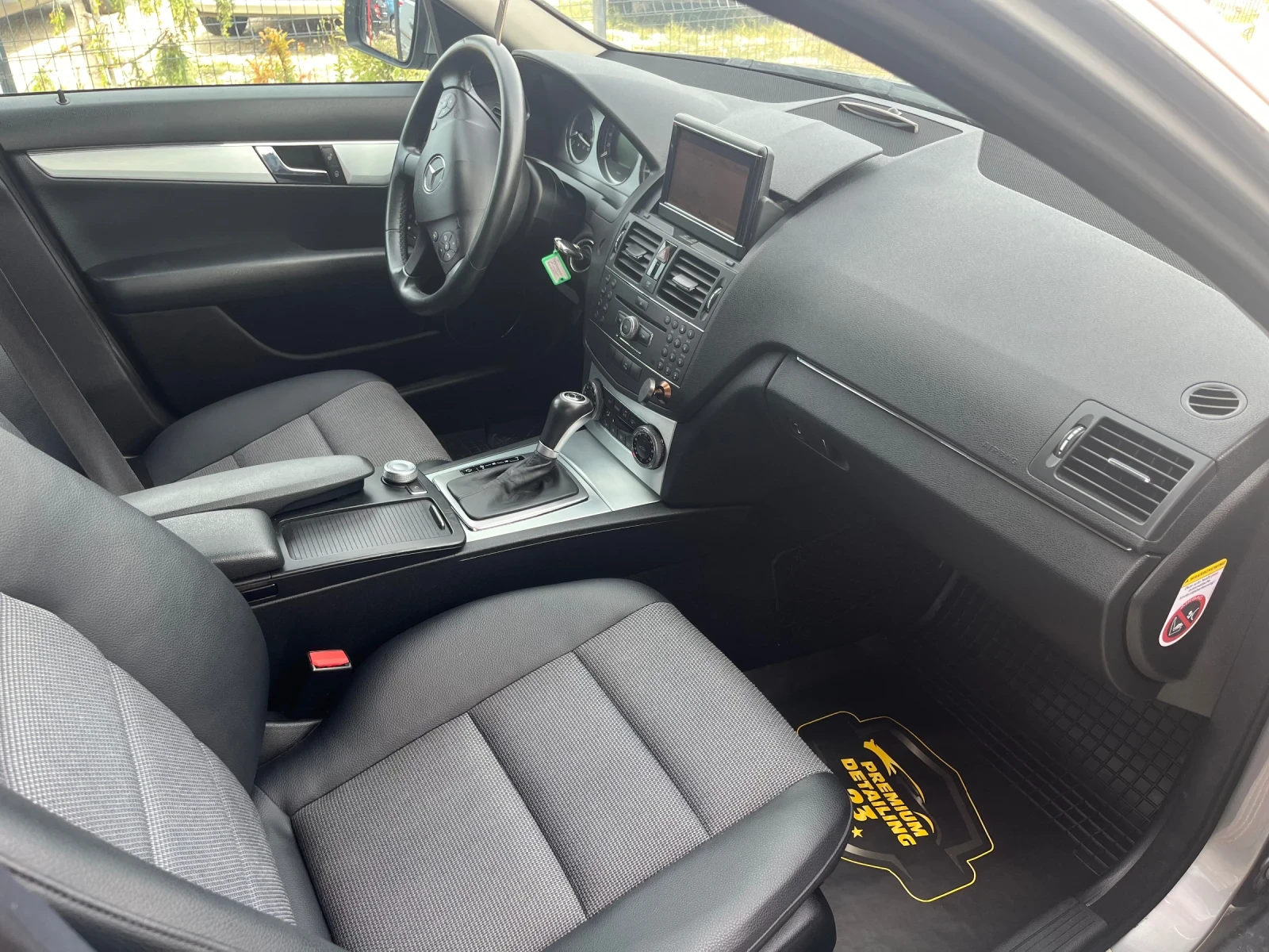 Mercedes-Benz C 220 Avantgarde - изображение 8