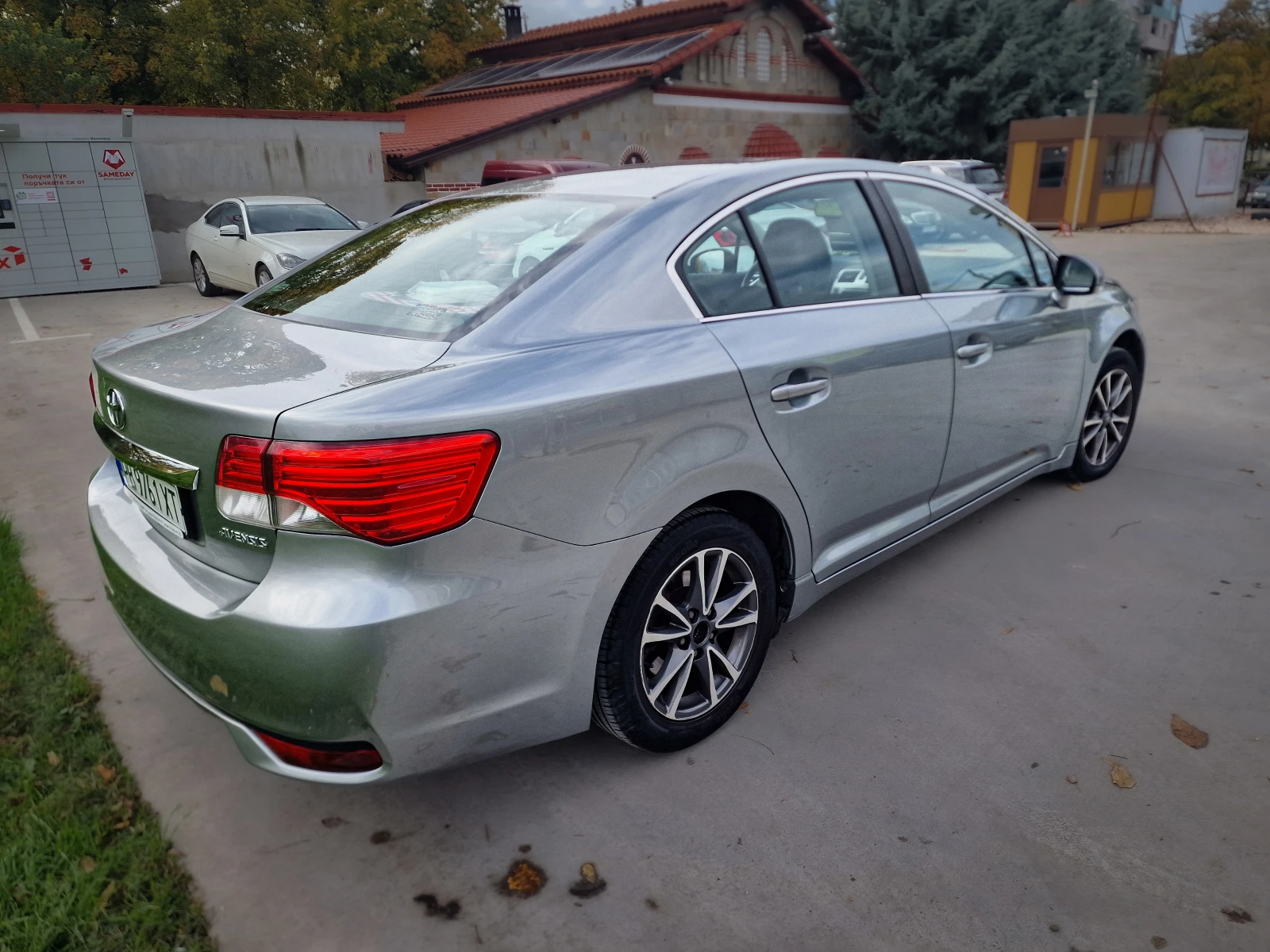 Toyota Avensis  - изображение 4