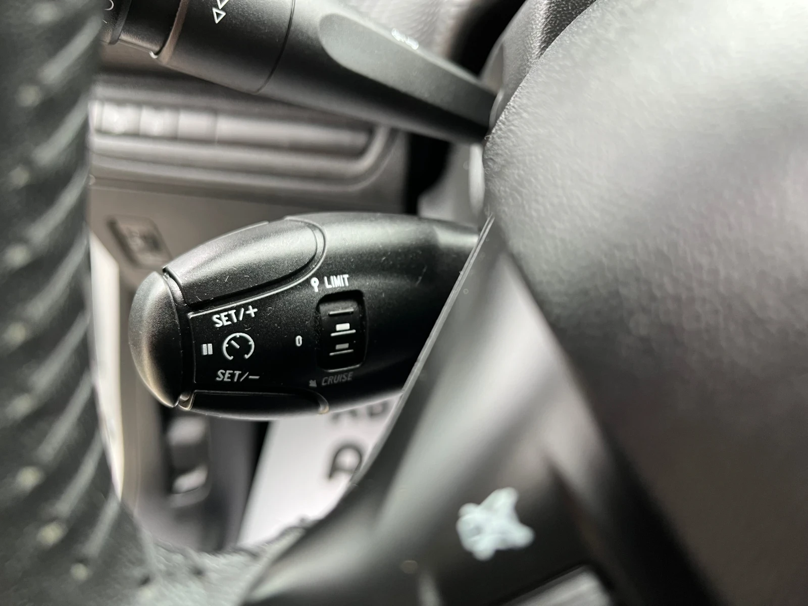 Peugeot 2008 1, 6 HDI фейслифт - изображение 10