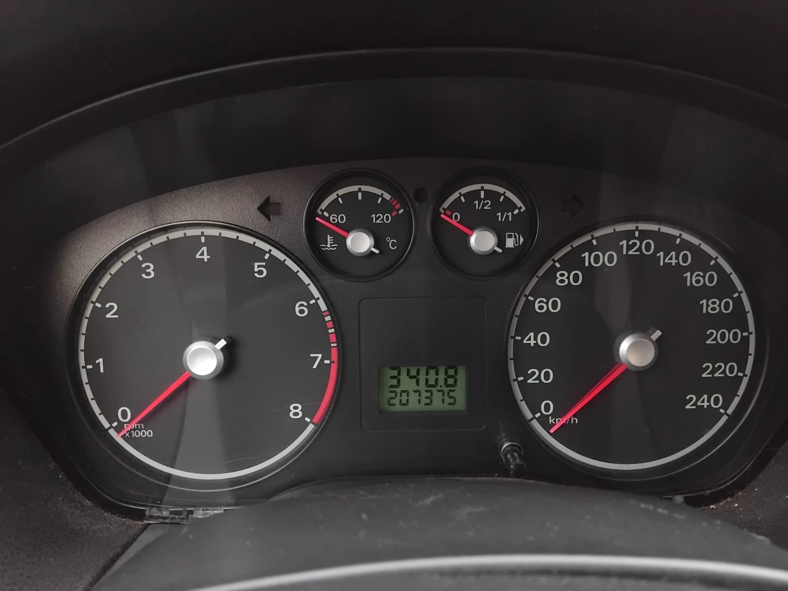 Ford Focus 1.6 Ti-VCT - изображение 6