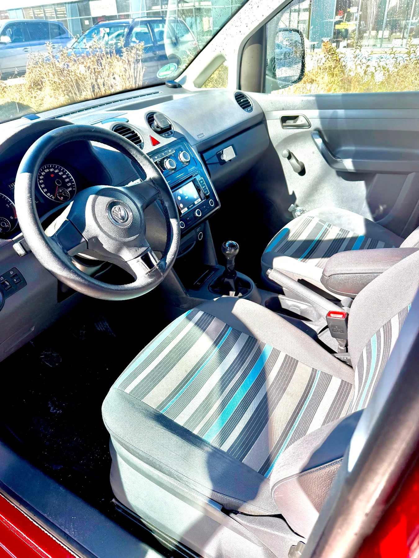 VW Caddy 1.6 TDI 102 �.�.  | Mobile.bg � ����������� 10