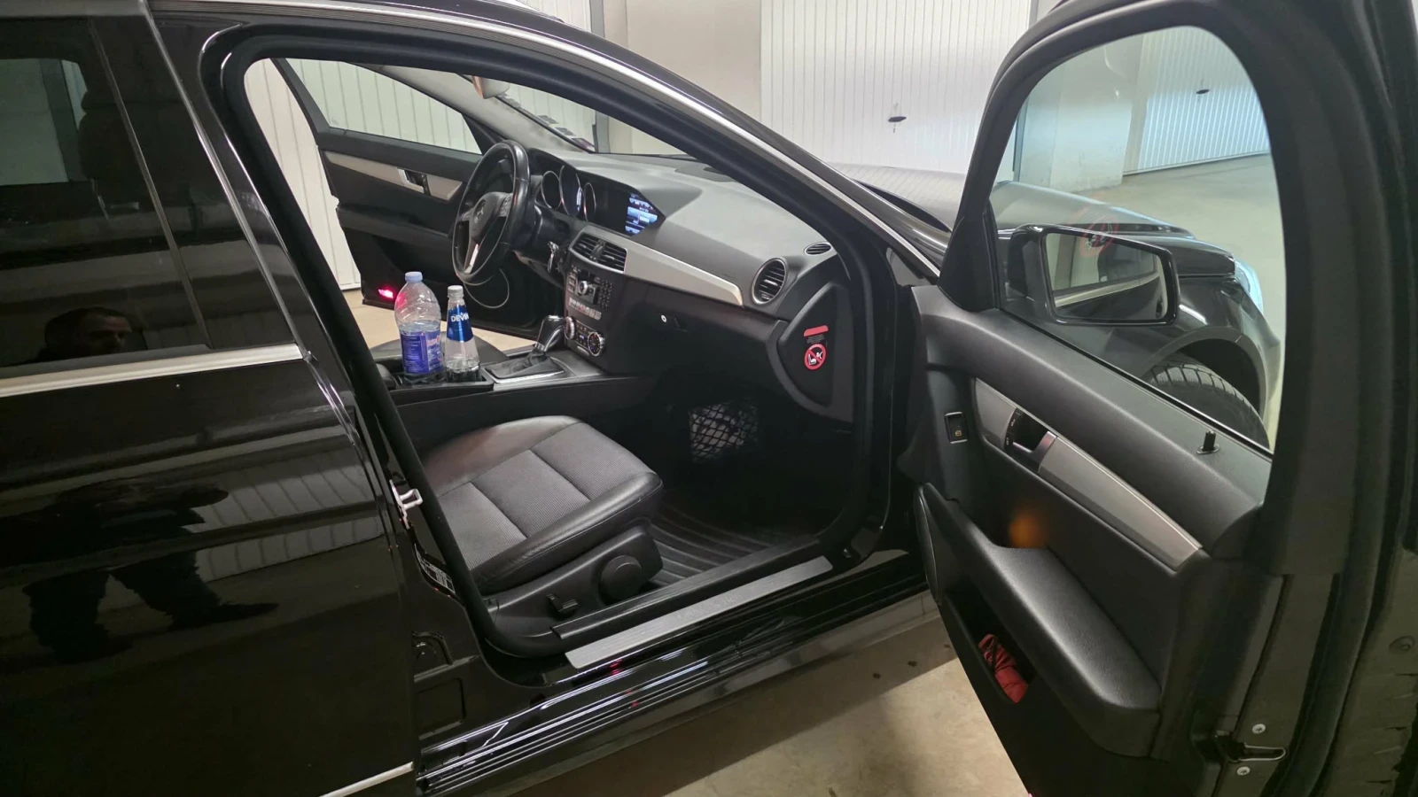 Mercedes-Benz C 220, снимка 7 - Автомобили и джипове - 53717829