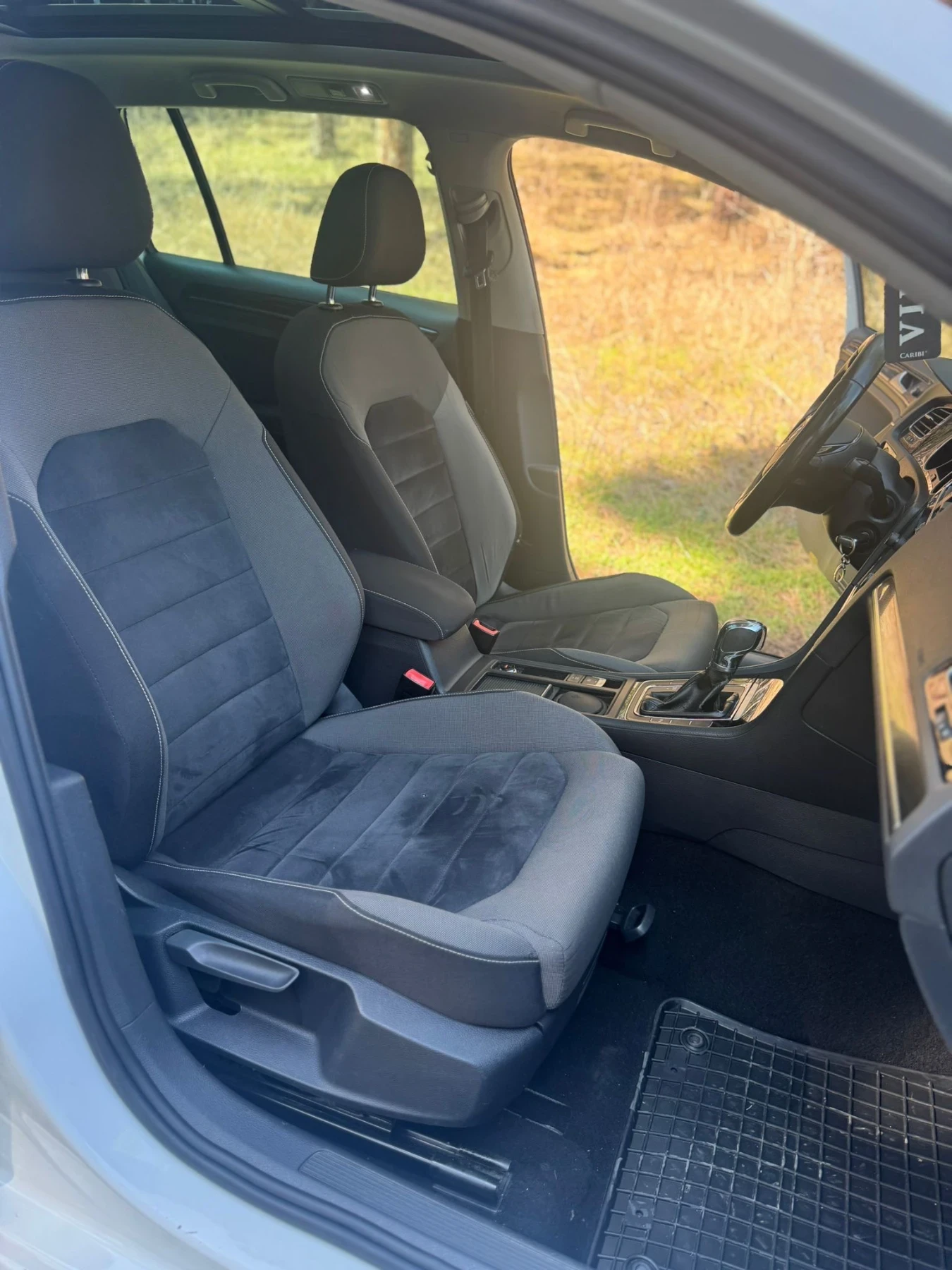 VW Golf 1.4tgi avtomatik, снимка 13 - Автомобили и джипове - 53788537